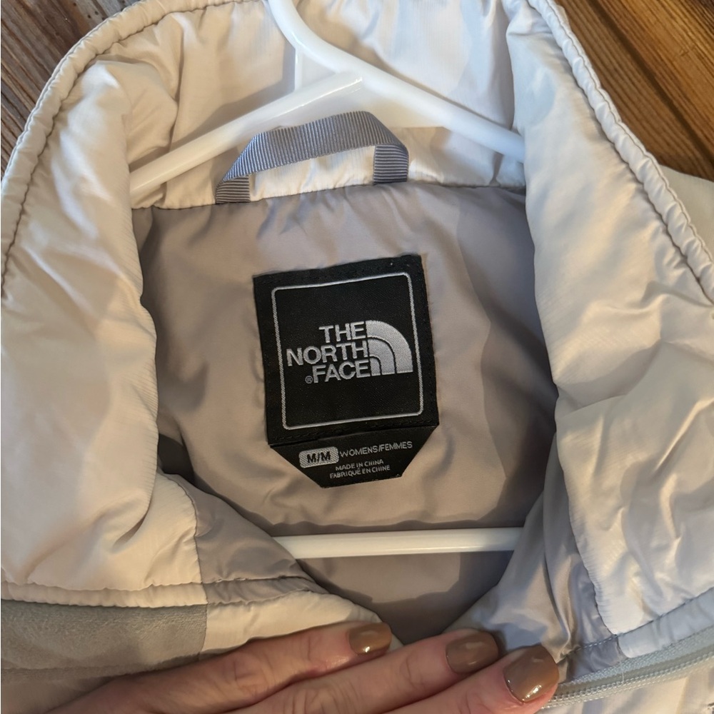 Women’s Northface Vest